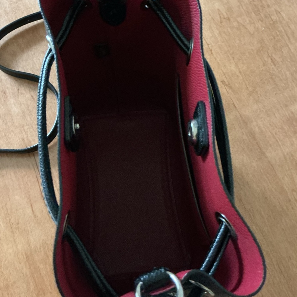 Coach Black Leather Bucket Crossbody - Picture 3 of 9